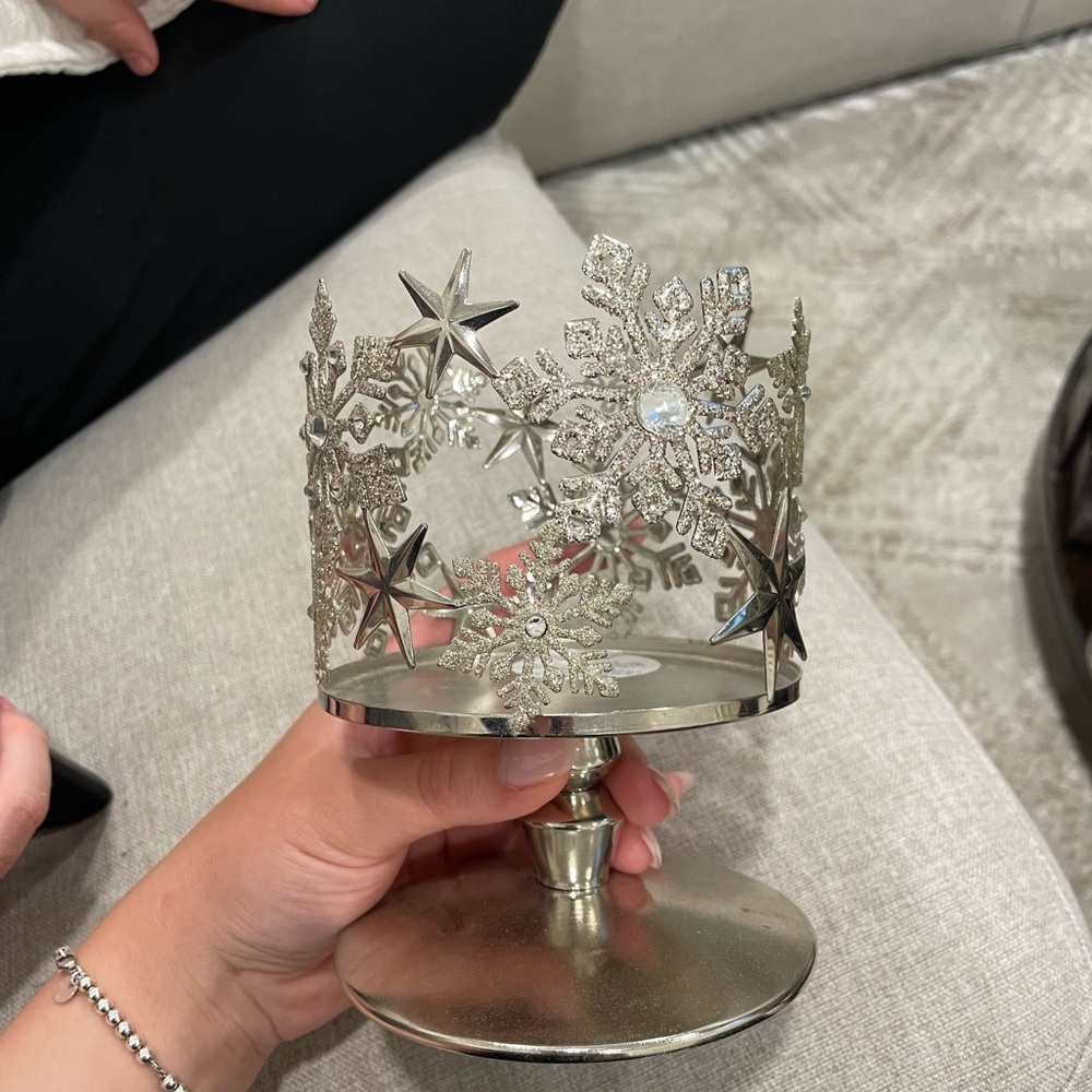Silver, glitter snowflake candle holder!
